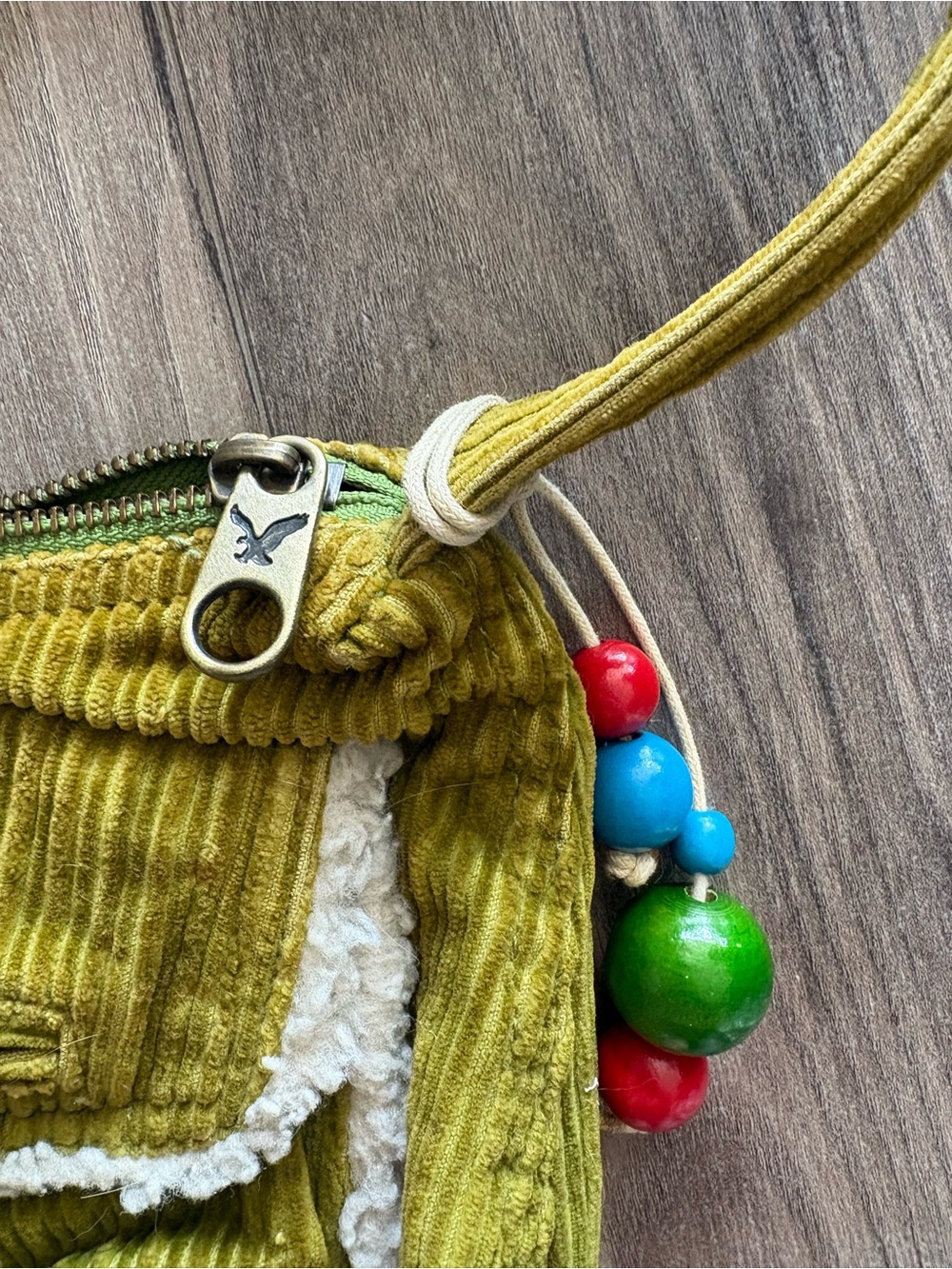Vintage American Eagle Outfitters Olive Corduroy Shoulder Bag with Beaded Charm - Picture 3 of 5